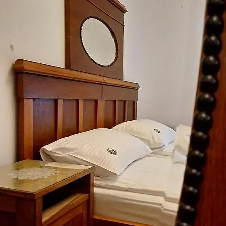 Apartament Nad Jeziorem - *